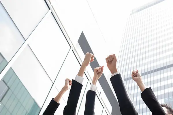 旅游港澳通行证多久能办下来啊